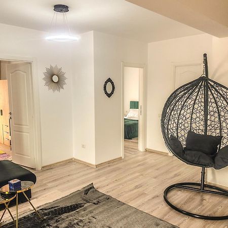Luxury Bucovina Apartment Гура Хуморулуй Екстериор снимка